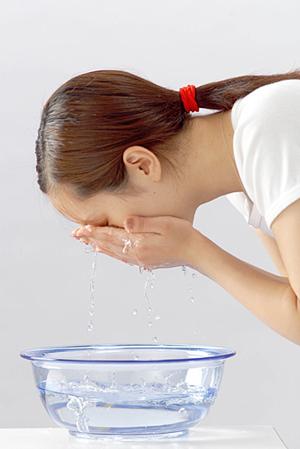 高評価の堺市インプラント治療！